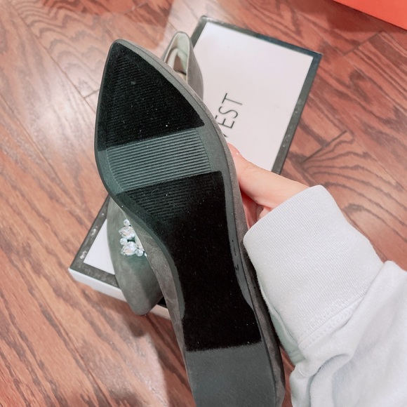 Nine West Women Pointed Toe Slip On/NWB - Picture 4 of 6